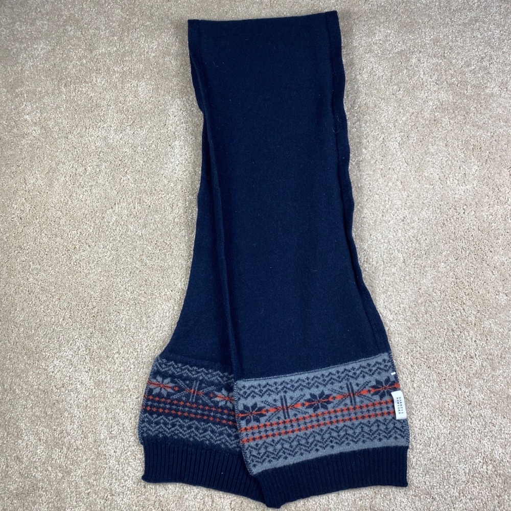 Barneys New York Navy Blue Fair Isle Snowflake Knit Scarf Orange Grey Accent